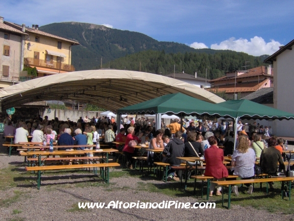 Il tendone della festa