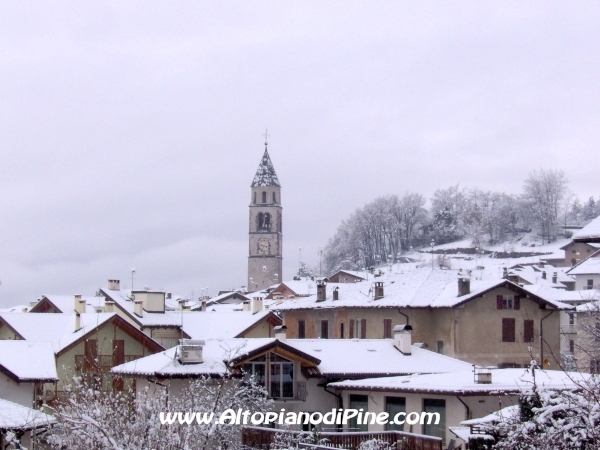 La neve nel  centro storico di Baselga