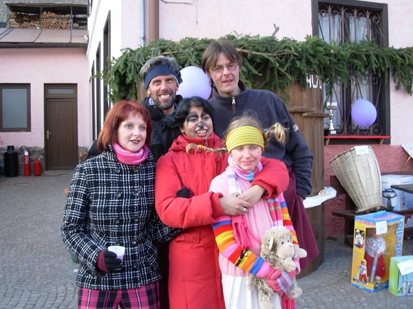 Le truccatrici della sagra - Foto Flavia