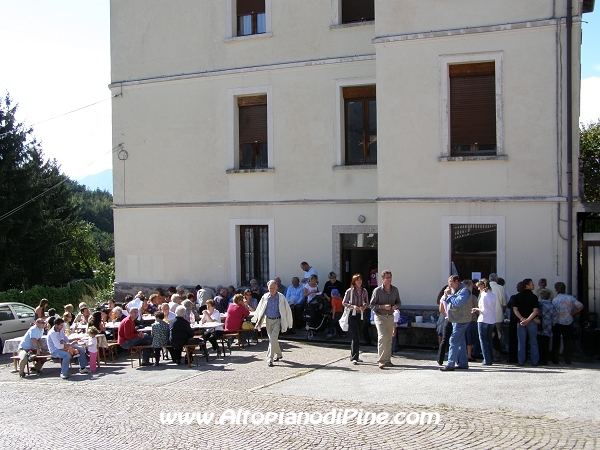 Momenti di festa alle ex scuole di Vigo