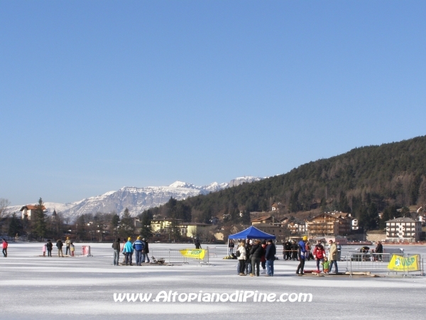 Il Lago della Serraia dove si è svolta la manifestazione di immersioni sotto il ghiaccio