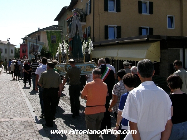 La processione religiosa in onore di S.Maria Assunta