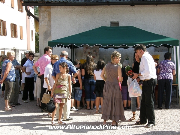 Momenti della festa della Comunitá S. Maria Assunta 2009 - Baselga di Pine'