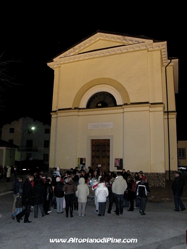 Santa Lucia 2009 - Faida - momenti di festa nel piazzale della chiesa