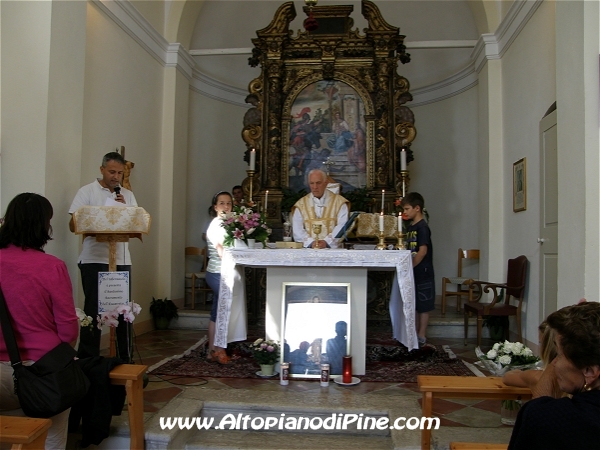 Stefano a nome della comunitá ringrazia don Livio - Sagra Madonna Aiuto a Grill 2009