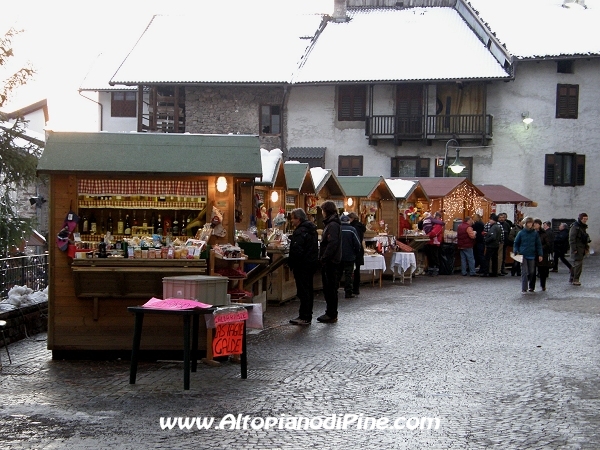 Mercatino di Natale 2009 - El paes dei Presepi 2009