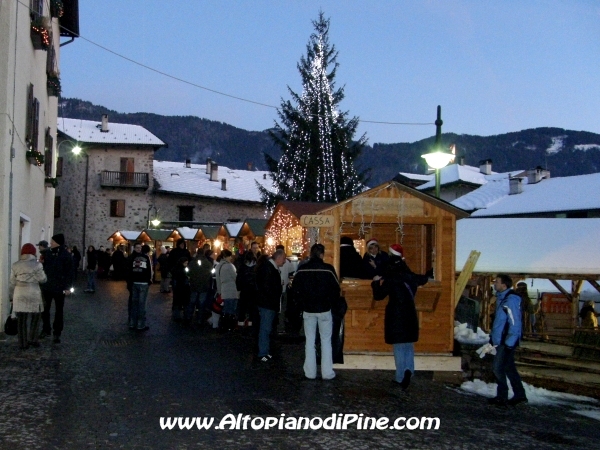 Le casette del Mercatino di Natale 2009 di Miola