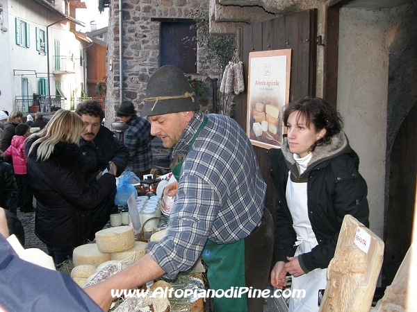 Prodotti caseari - Mestieri en strada - El paes dei Presepi 2009