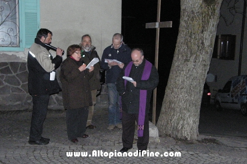 Via Crucis notturna a Miola