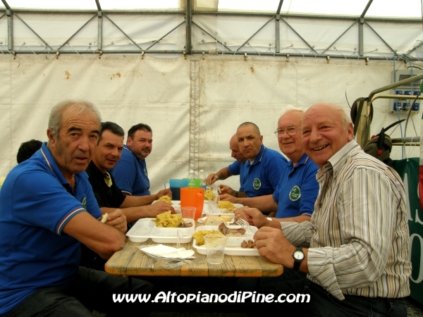 Alpini provenienti da Vicenza - festa Alpina di Baselga 2009