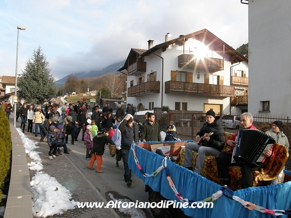 Momenti della sfilata - Tressilla S. Lucia 2009