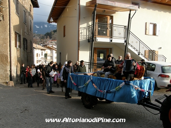 Momenti della sfilata - Tressilla S. Lucia 2009