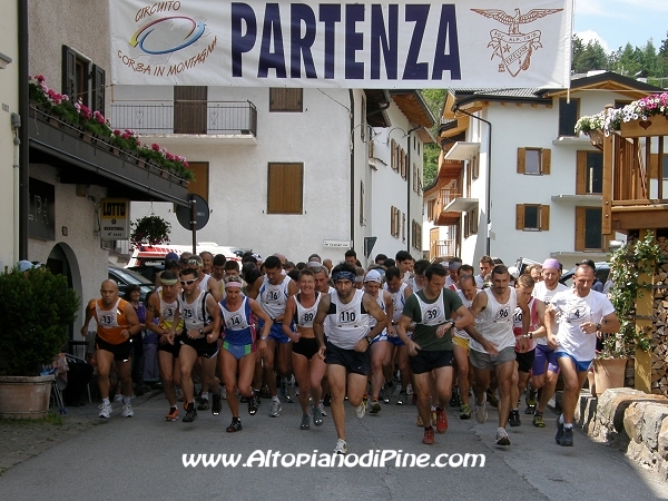 Partenza del 3 Trofeo Costalta - 11 memorial Fiorella e Luca - 2010