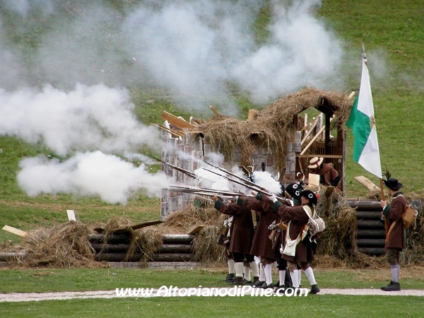 Rievocazione storica battaglia tra truppe Francesi e Austrotirolesi - Brusago 28 agosto 2010