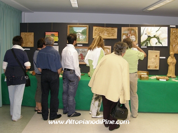 La mostra di Pittura e Scultura su Legno 2010