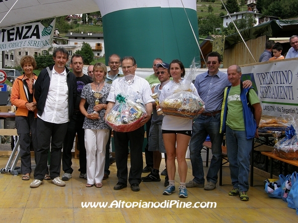 Le atlete premiate corsa memorial don Valentino Loner - Sagra dei Malgari 2010