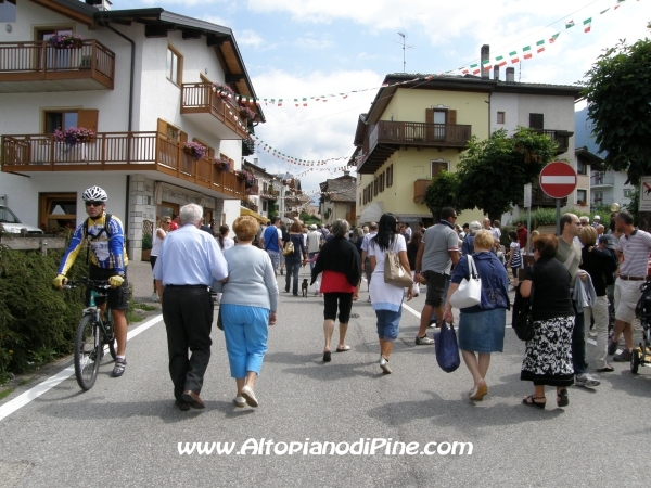 Mercatino prodotti artigianali e gastronomici locali - edizione 2011