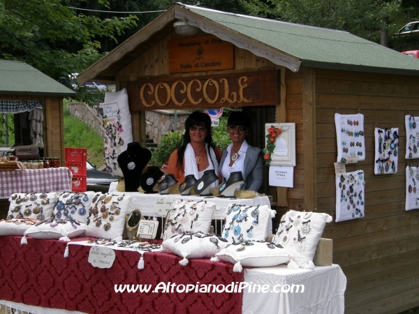 Mercatino prodotti artigianali e gastronomici locali - edizione 2011