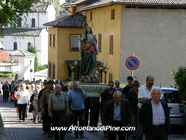 Processione Madonna S.Rosario 2011 - Baselga