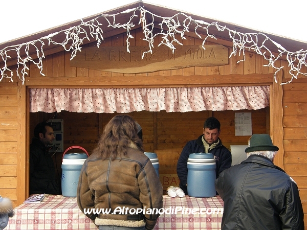 Volontari de la Grenz de Miola - El paes dei Presepi 2011