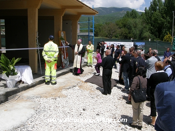 Benedizione della Chiesa di Tempera - L'Aquila 21 maggio 2011