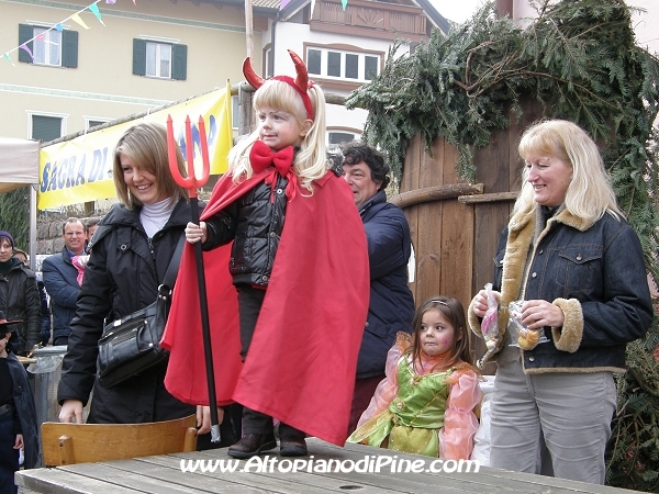 Sagra S.Giuliana 2011 - gara maschere di carnevale