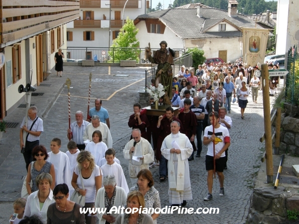 Processione San Rocco 2012 a Miola 