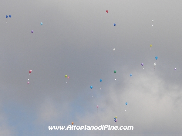 Palloncini per la Pace - Rifugio Tonini 2012 