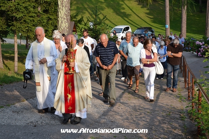 Don Franco Avi e don Stefano Volani - Sagra S. Anna Montagnaga