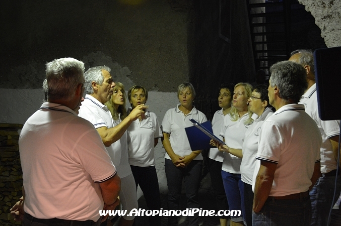 Il coro Santa Giuliana di Sternigo - Musica e Poesia 2013 a Sternigo