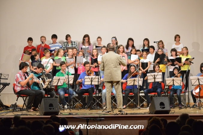 Saggio finale 2014 scuola musicale C. Moser