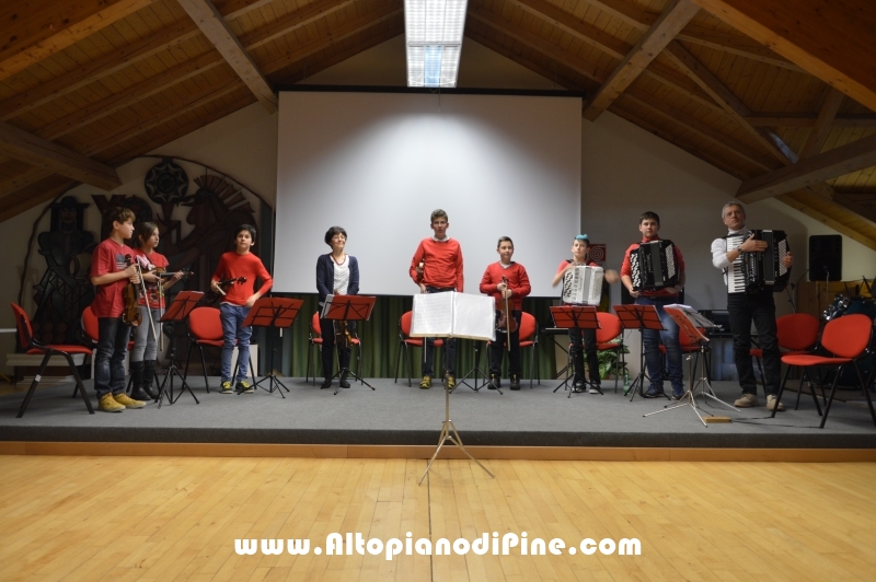 Saggio di Natale 2015 scuola musicale C. Moser