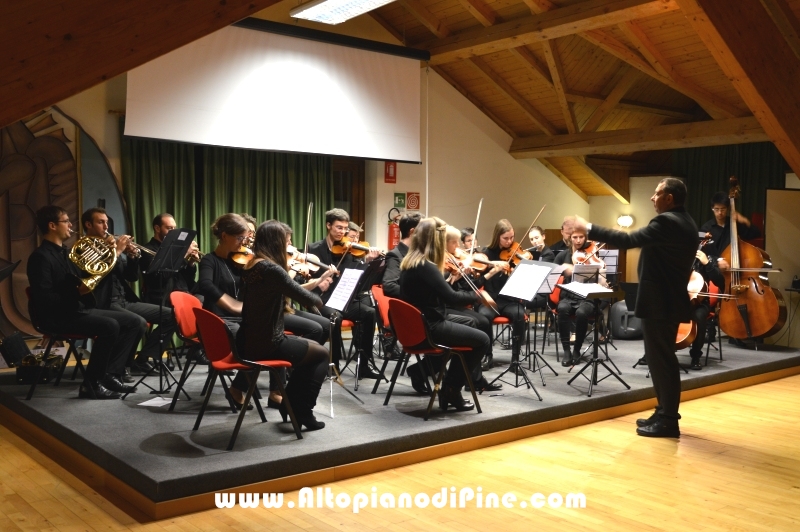 Concerto MusicAtelier Orchestra - Natale in Armonia 2016 foto ANDREA NARDON per www.altopianodipine.com