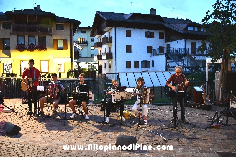 Pine' sotto le stelle 2018 - 11 luglio2018