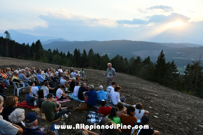 Quando al tramonto il cielo si tinge di rosa - il racconto della formazione delle montagne a cura del geologo dott. Lorenzo Cadrobbi