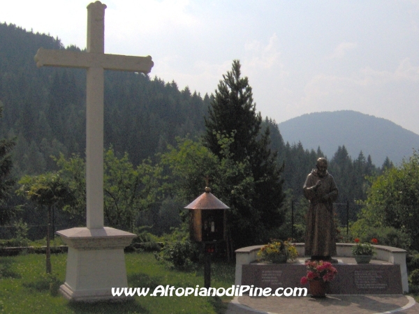 Monumento a Padre Pio