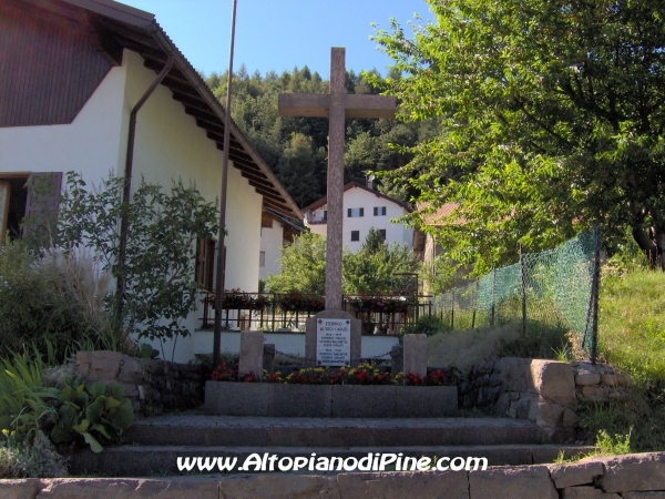 Monumento ai Caduti di Sternigo