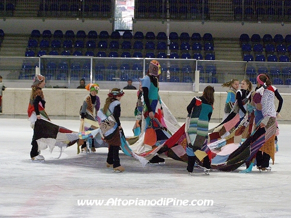 Esibizione del Family Dress