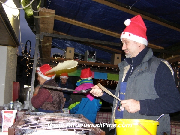 La produzione di fortaie - El paes dei Presepi 2007 - Mercatino di Natale