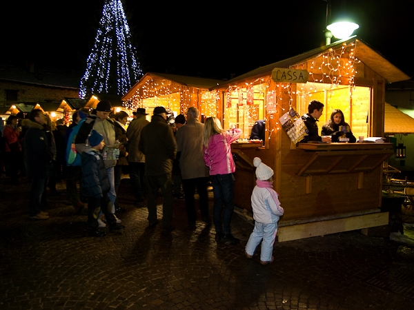 Mercatino di Natale 2009 - foto Arturo