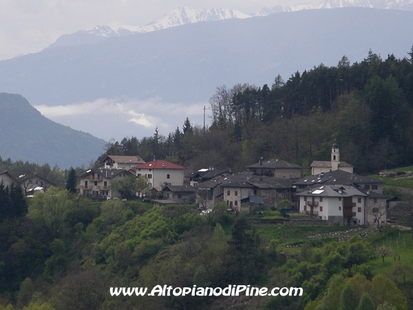 Grill: alcune case e il panorama