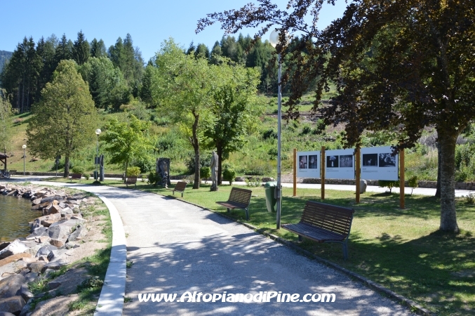 Parco Serraia - panchine