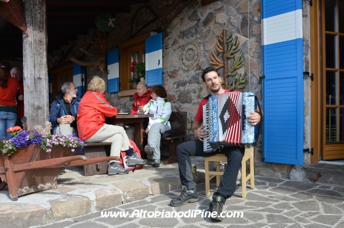 Rifugio Tonini - Festa di chiusura 2014