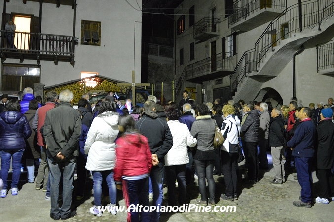 Via Crucis Interparrocchiale 2014 Baselga-Miola