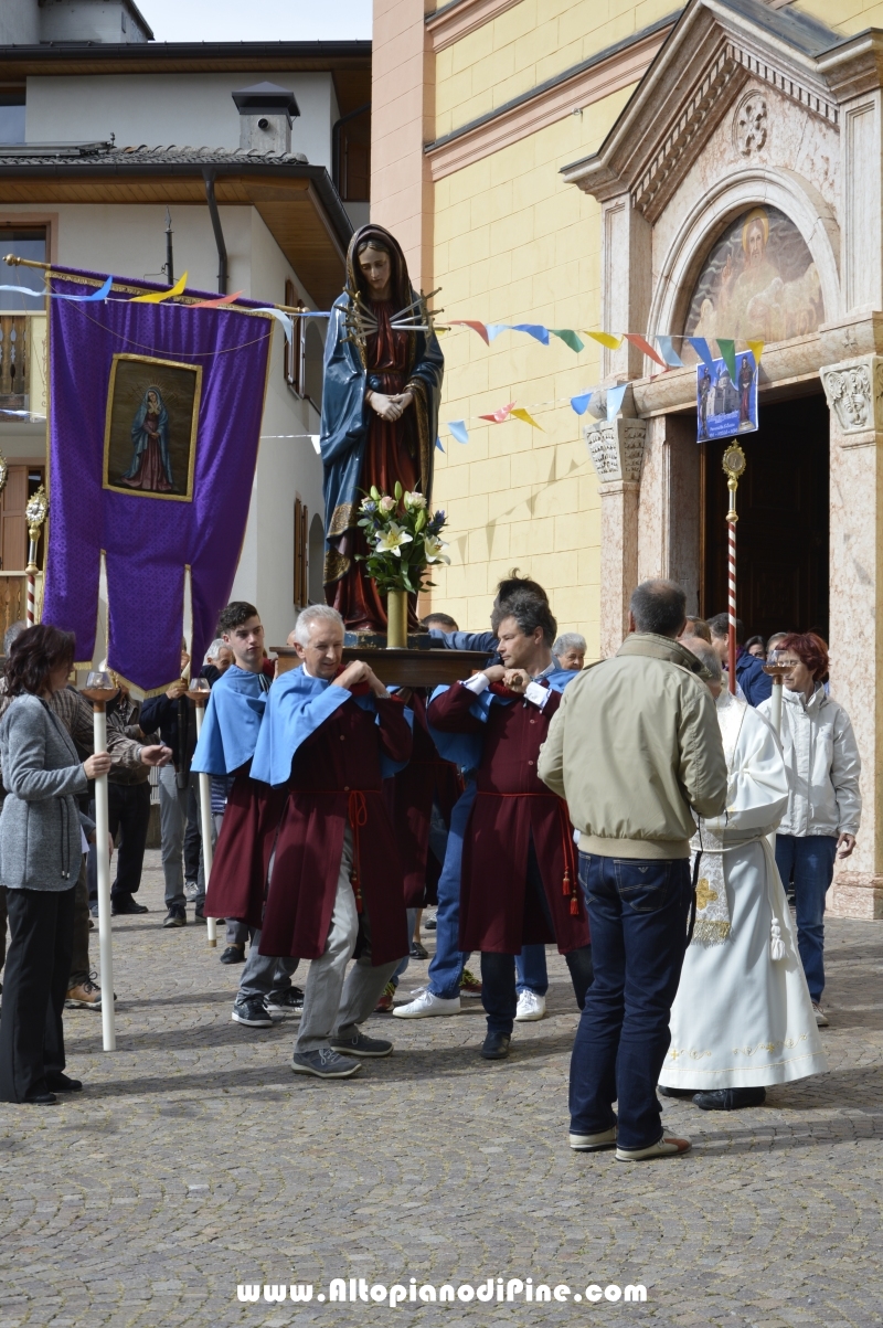 Processione Madonna Addolorata Miola 2016