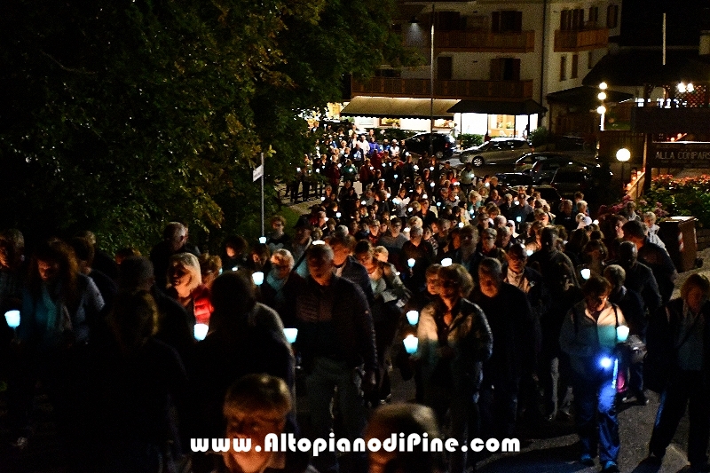 Fiaccolata/Rosario in onore della Madonna Assunta - Montagnaga