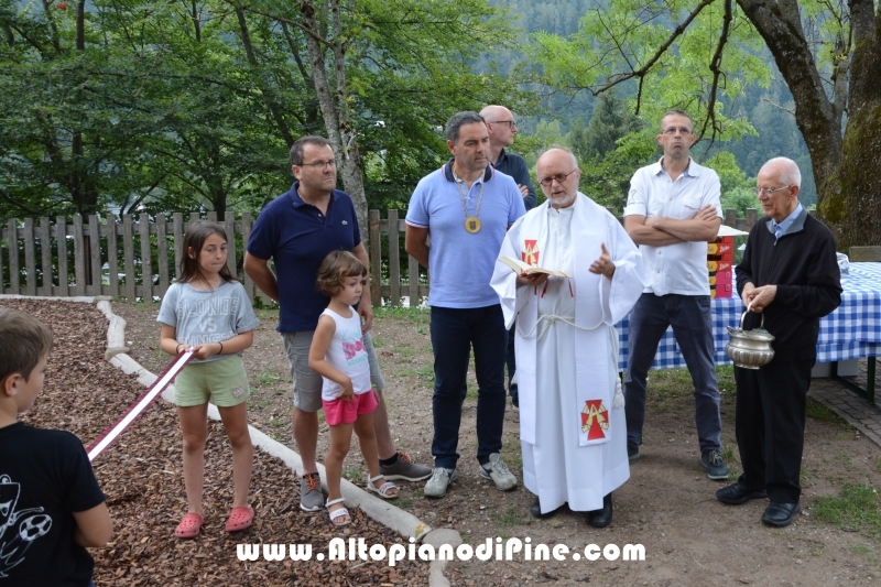 Inaugurazione parco giochi a Montagnaga border=