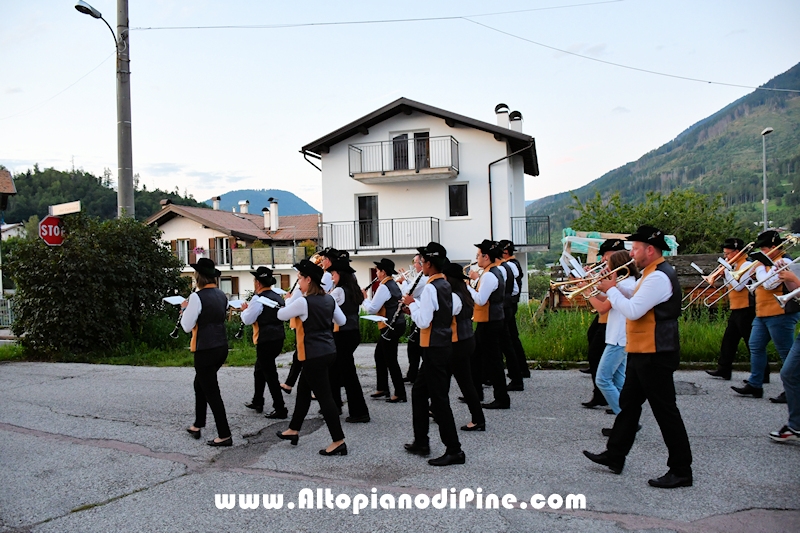 Sfilata dall'Hotel Olimpic fino a piazza San Rocco