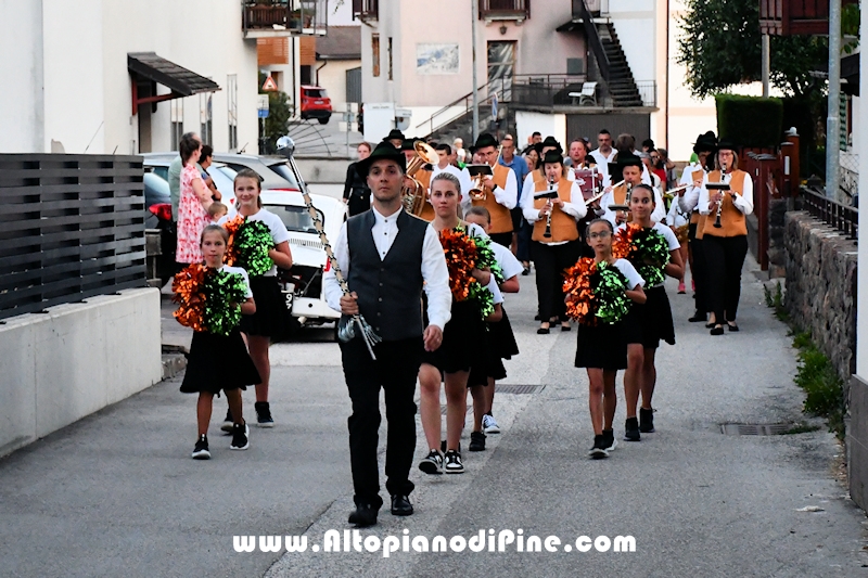 Sfilata dall'Hotel Olimpic fino a piazza San Rocco