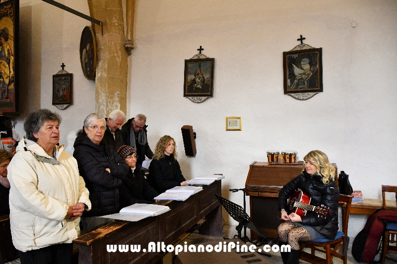 Alcuni componenti del coro che ha animato la S. Messa in onore di Santa Barbara - San Mauro Baselga di Piné